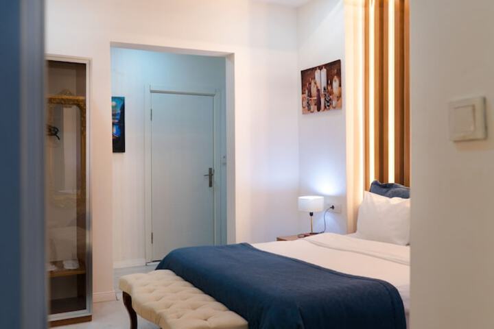 Room 14 of 50