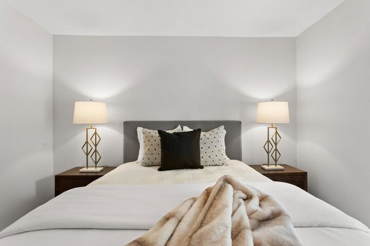 Room 1 of 14