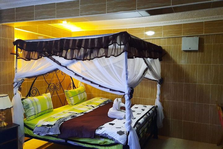 Room 20 of 57