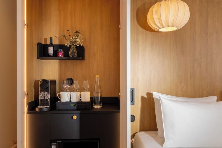 Room 18 of 47