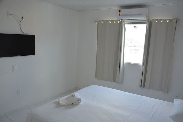 Room 9 of 48