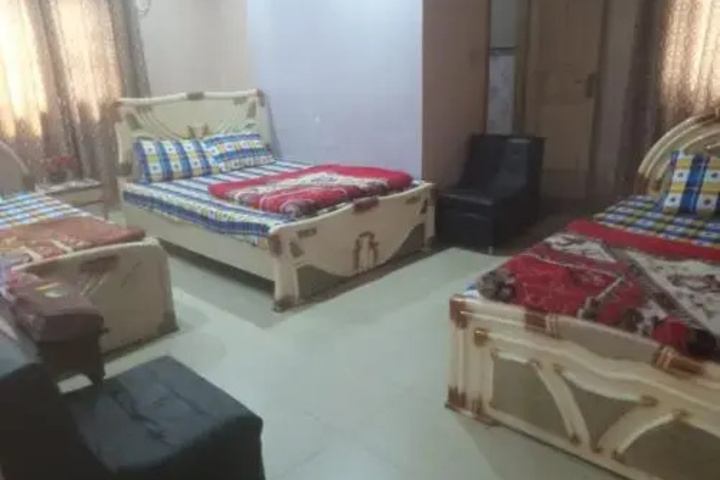 Room 2 of 10
