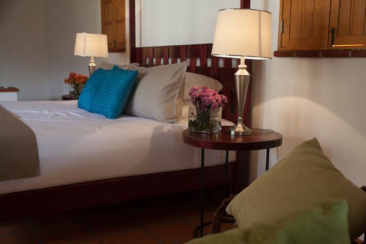 Room 21 of 120