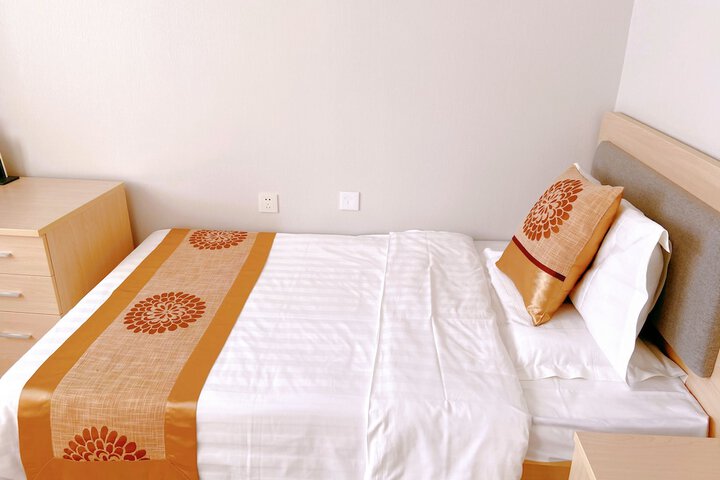 Room 14 of 21