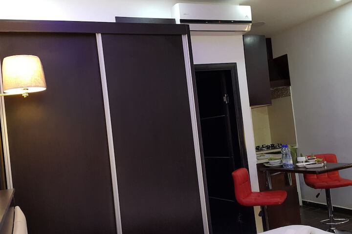 Room 14 of 68