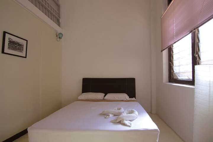 Room 20 of 76