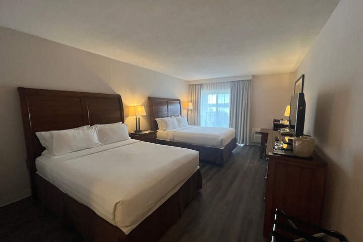 Room 20 of 151