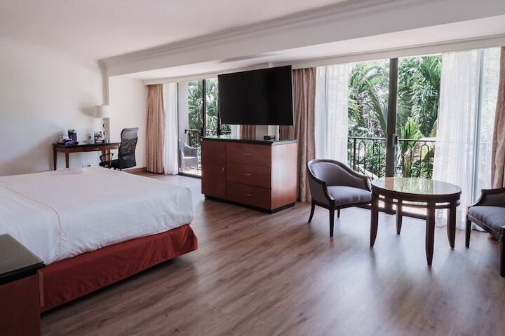 Room 29 of 156
