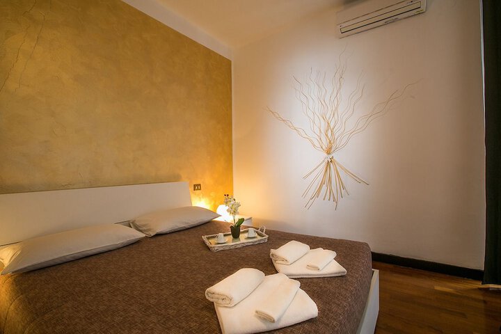 Room 3 of 5