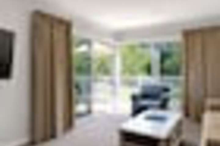Room 209 of 549
