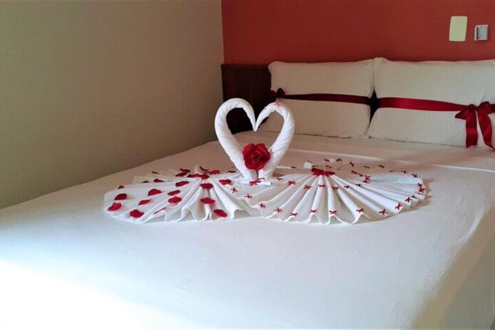Room 4 of 79