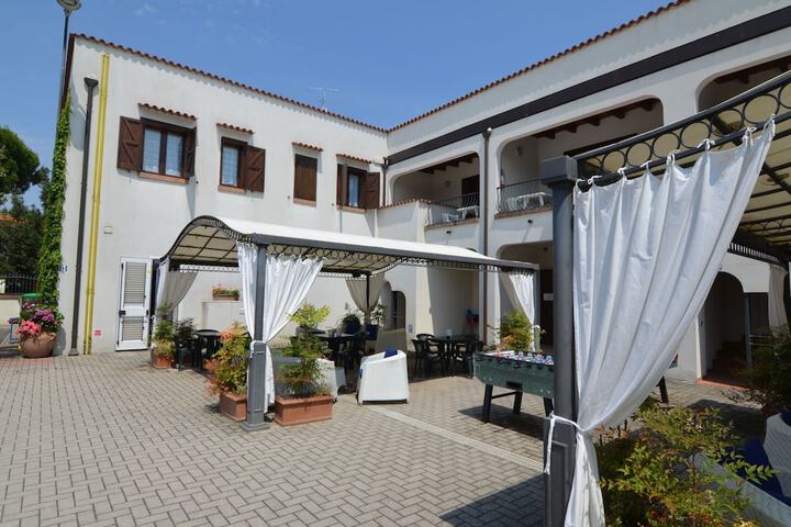 Hotel 34 of 40