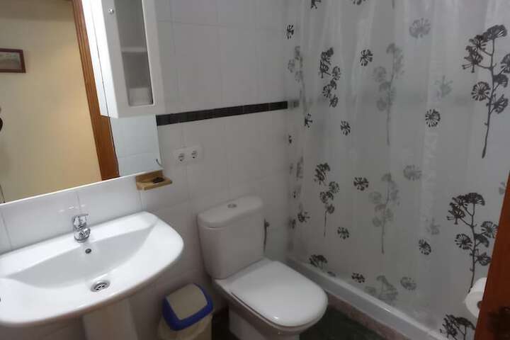 Room 53 of 63