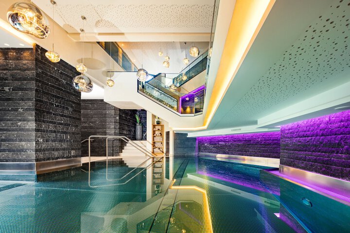 Pool 54 of 117