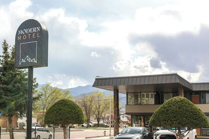 Hotel 41 of 42