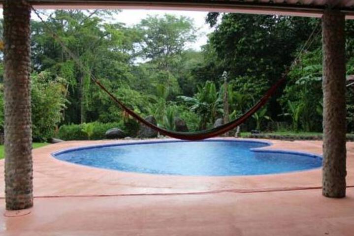 Pool 8 of 9