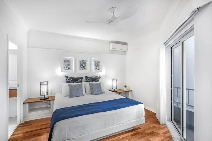 Room 3 of 19