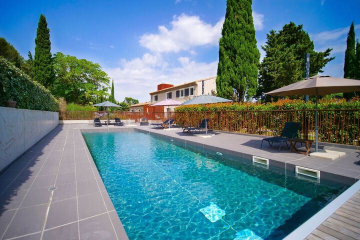 Pool 68 of 101