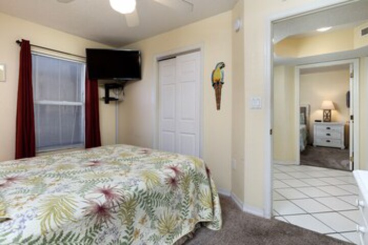 Room 52 of 53