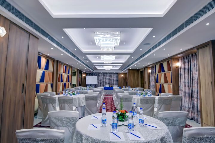 Ballroom/Hall 42 of 51