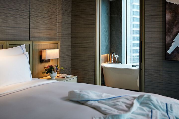 Room 45 of 106