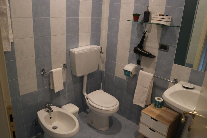 Room 26 of 44