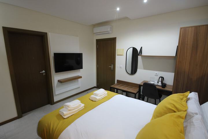 Room 27 of 66