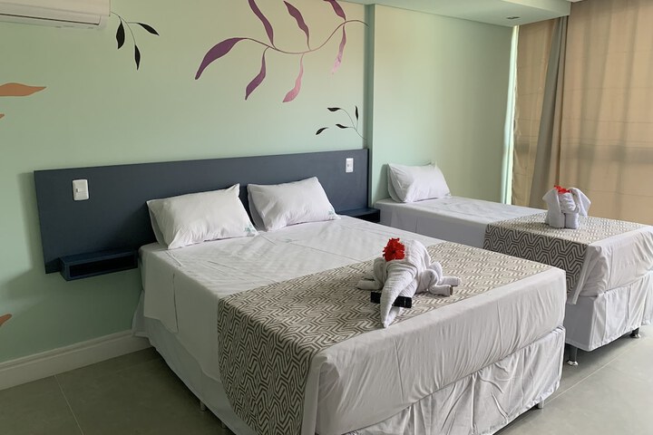 Room 52 of 98