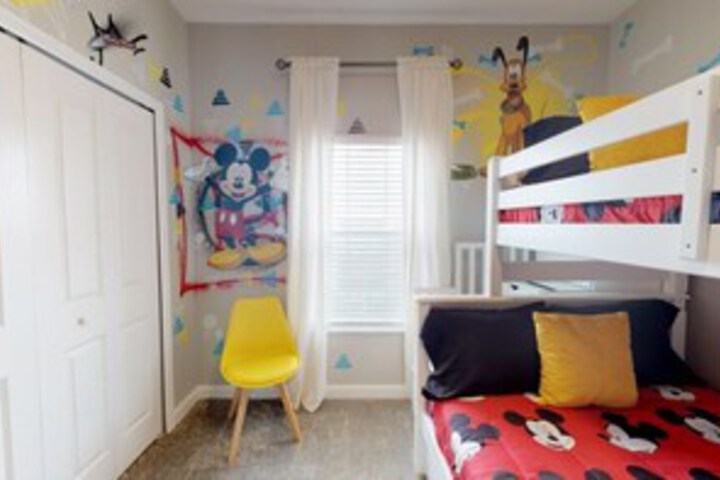 Room 42 of 60