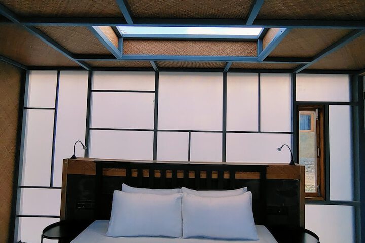 Room 2 of 12