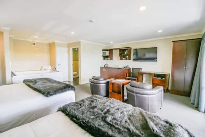 Room 12 of 58