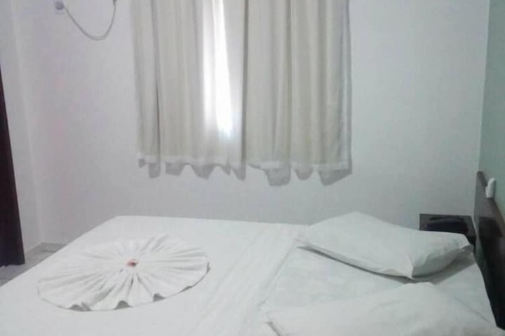 Room 6 of 22