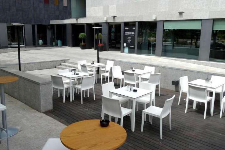 Terrace/Patio 28 of 58