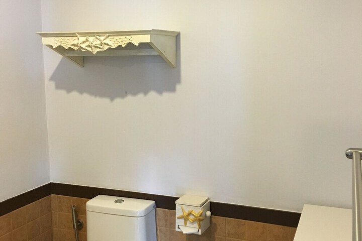 Room 79 of 106
