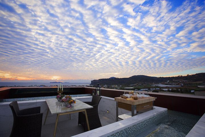 Hotel View 177 of 179
