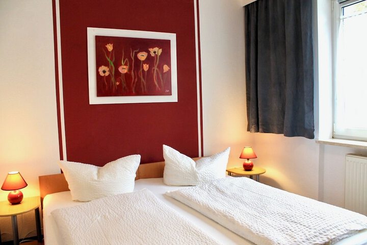 Room 4 of 23