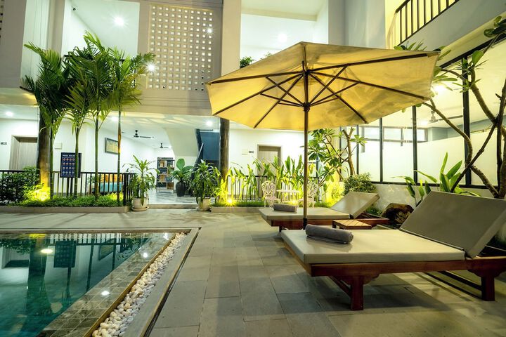 Hotel 75 of 76