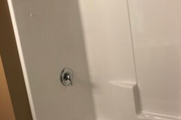 Room 6 of 34