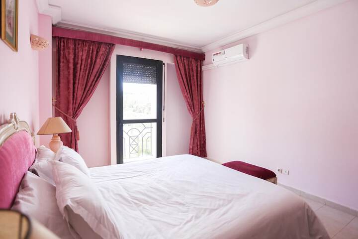 Room 5 of 24