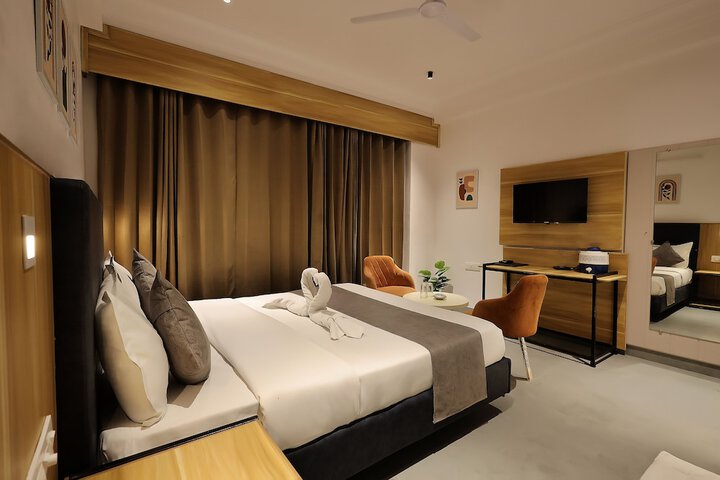 Room 20 of 34