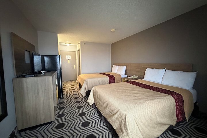 Room 10 of 27