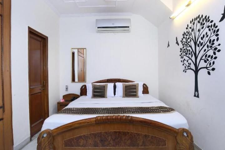 Hotel O Skylark