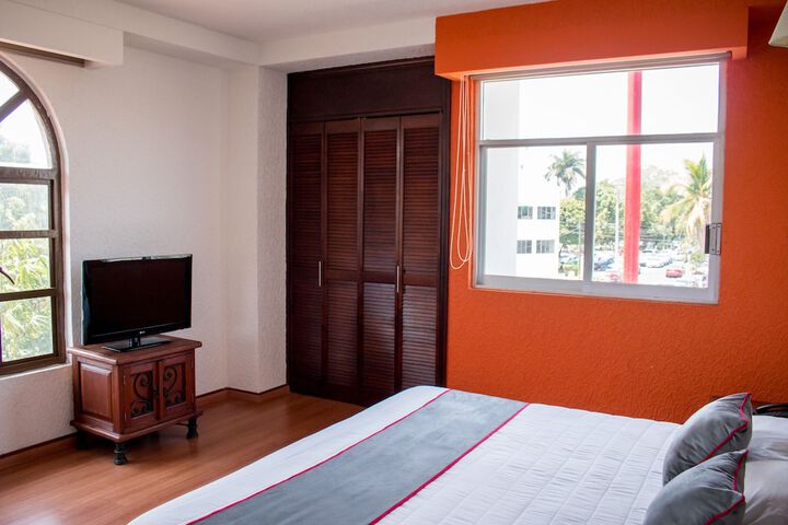 Room 17 of 43