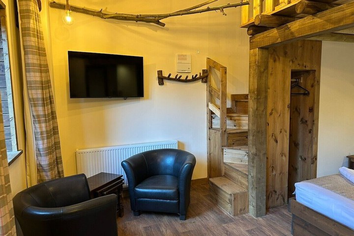 Room 40 of 83