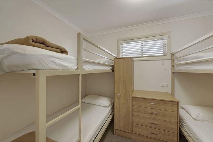 Room 3 of 81