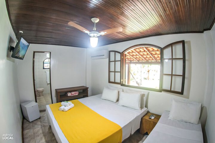 Room 8 of 38