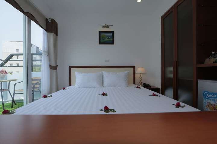 Room 10 of 61
