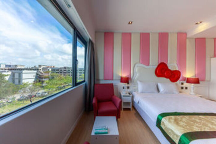 Room 19 of 36