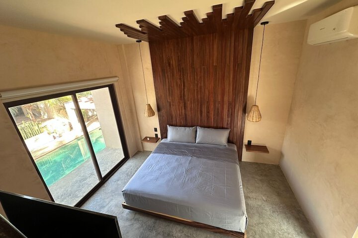 Room 14 of 38