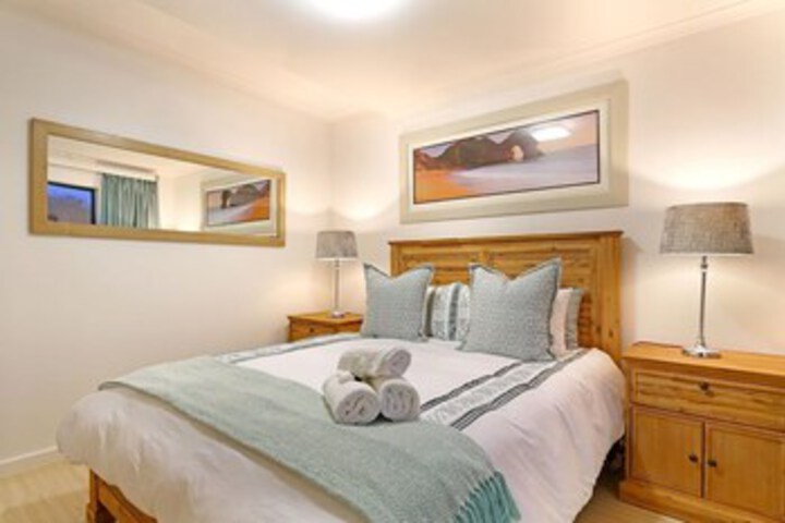 Room 9 of 20